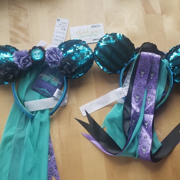 Minnie Main Attraction Haunted Mansion Ears - Picture 7 of 7